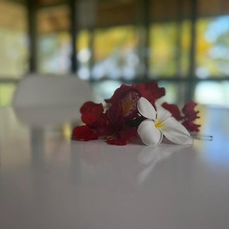 Paparei Beachfront Bungalows, Aitutaki Арутанга Экстерьер фото