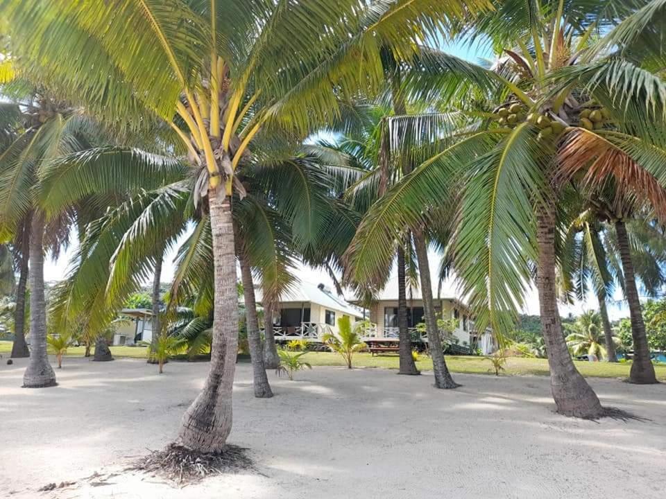 Paparei Beachfront Bungalows, Aitutaki Арутанга Экстерьер фото